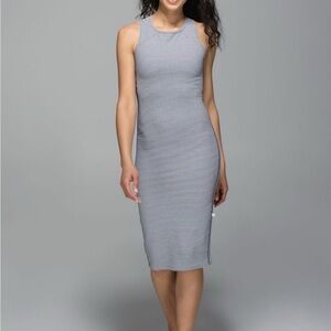 Lululemon Picnic Play Dress size 4